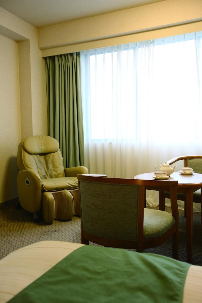 Royal Yatsugatake -from Apr2024 Grand Mercure Yatsugatake & Hokuto (Yamanashi)