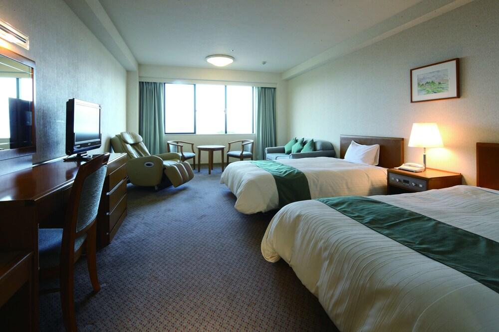 Royal Yatsugatake -from Apr2024 Grand Mercure Yatsugatake & Resort Hokuto (Yamanashi)